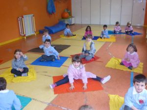 teli colorati in palestra